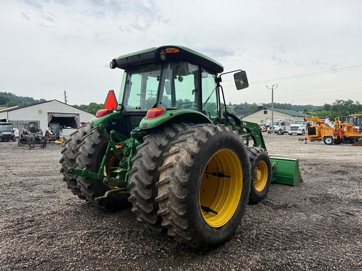 2012-john-deere-6115d-image-4