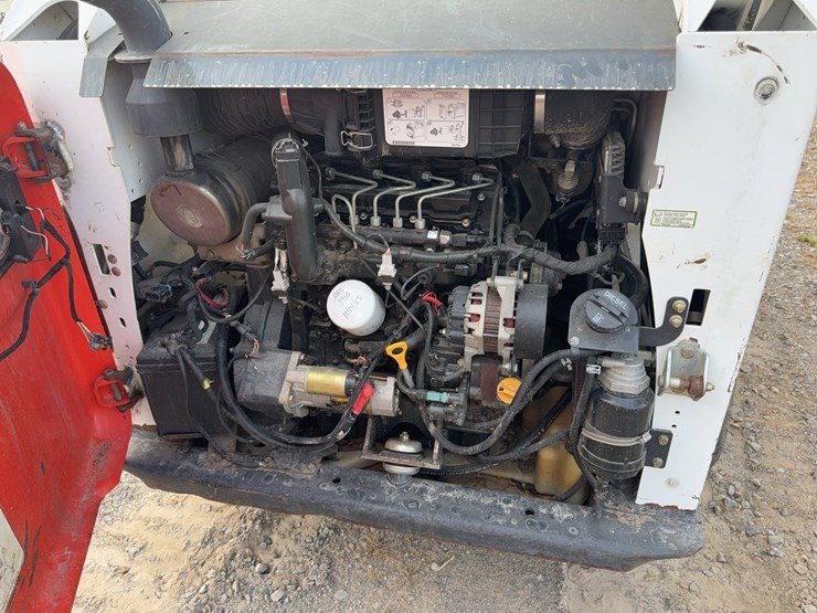 bobcat-t550-image-24