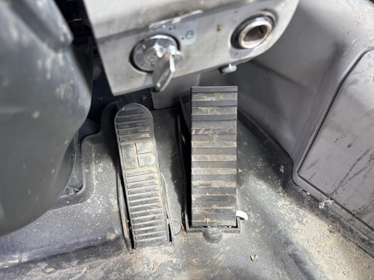 2019-komatsu-wa200-8-image-34