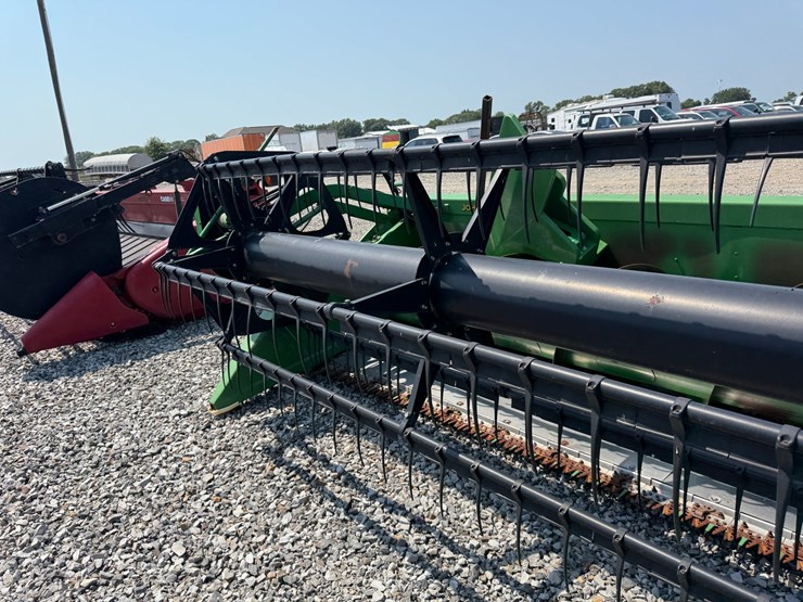 john-deere-630f-image-27