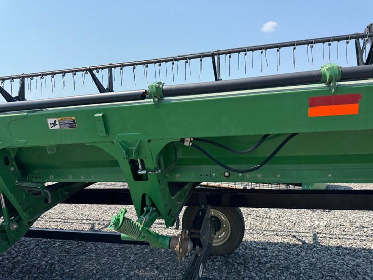 john-deere-630d-image-10