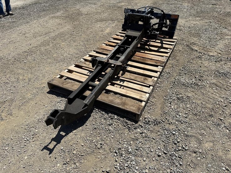 kubota-l4455a--4-pt-hitch-and-subframe-wh-auto-latch-uni-tach-image-4
