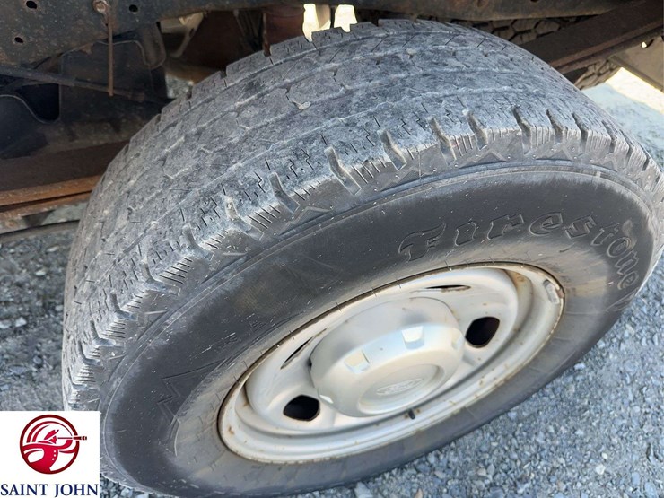 2016-ford-f250-xl-image-10