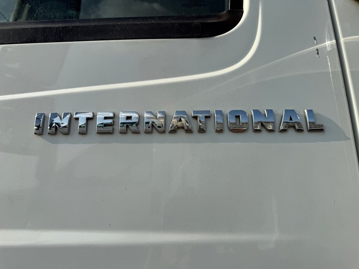 2007-international-durastar-4300-image-93