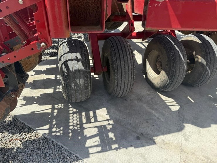 case-ih-5500-image-16