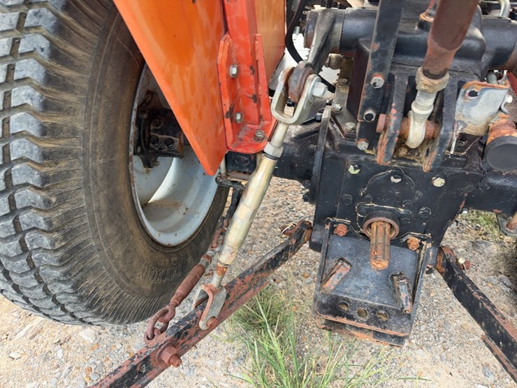 2004-tractor-king-200-image-10