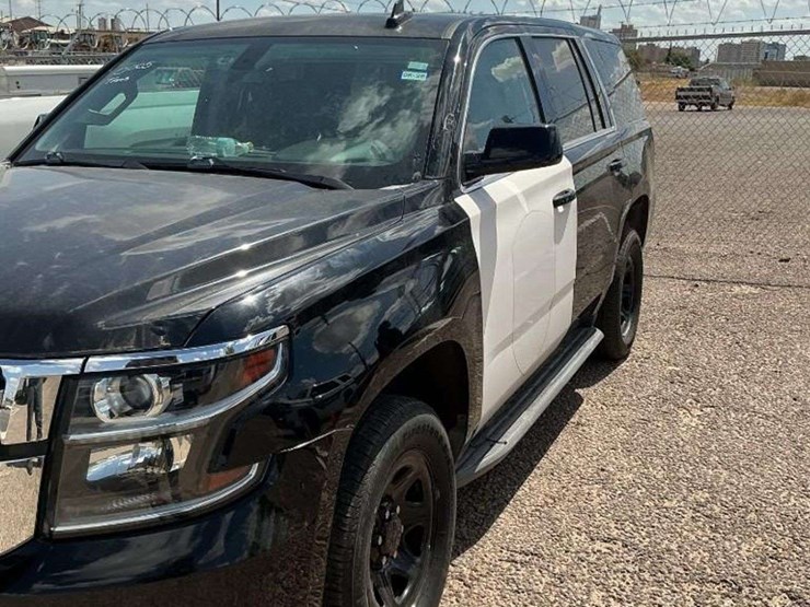 2020-chevrolet-tahoe-image-1