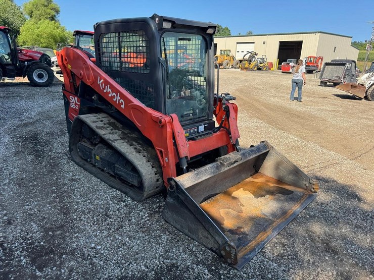 kubota-ssv65-image-8