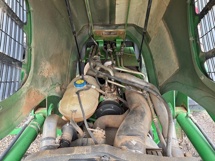 2012-john-deere-6115d-image-12
