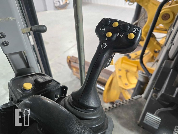 2008-caterpillar-14m-image-20