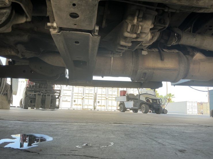 2017-ford-f550-image-27