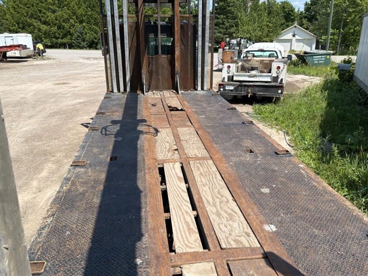 #127-•-2015-kenworth-log-truck-image-25