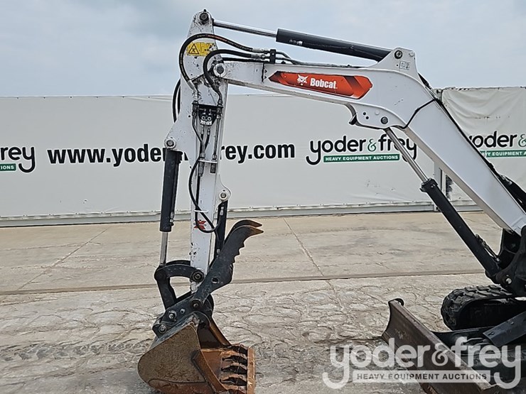 2022-bobcat-e32-image-20