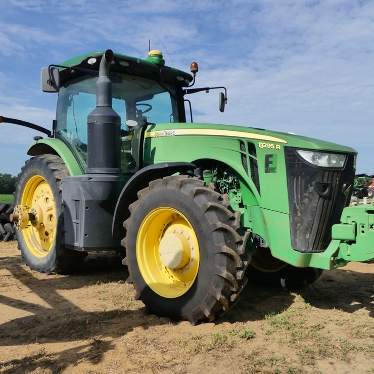 2015 JOHN DEERE 8295R