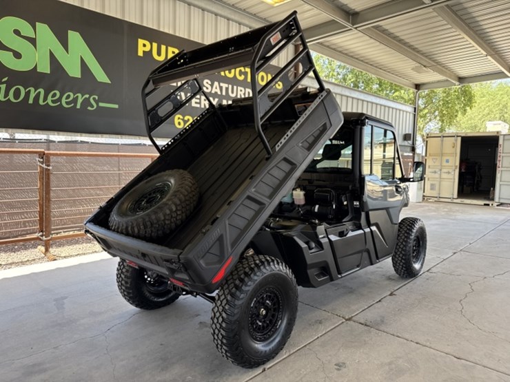 2023-can-am-defender-pro-limited-sxs-image-21