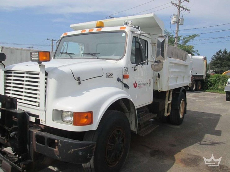 2002-international-4900-image-1