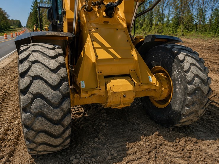2020-caterpillar-938m-image-6