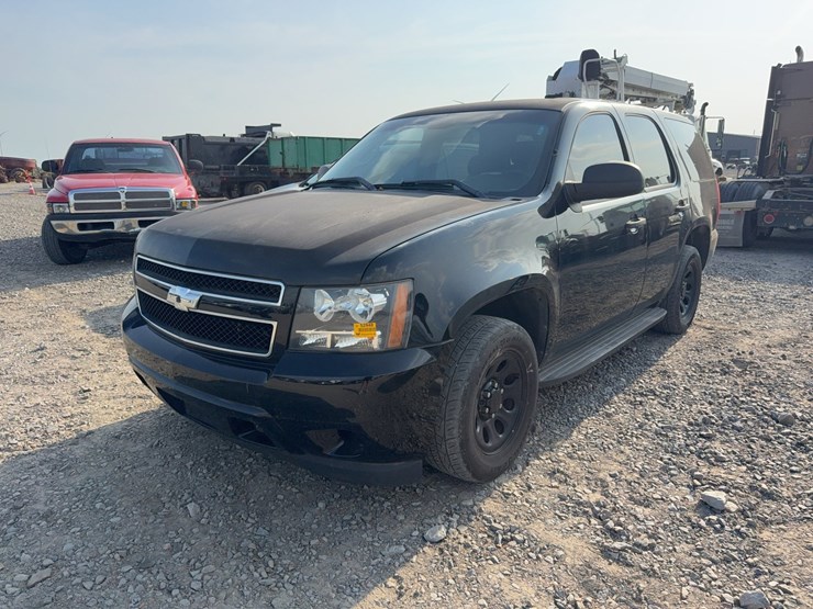 2014-chevrolet-tahoe-image-13