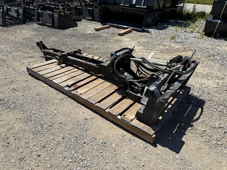 kubota-l4455a--4-pt-hitch-and-subframe-wh-auto-latch-uni-tach-image-2