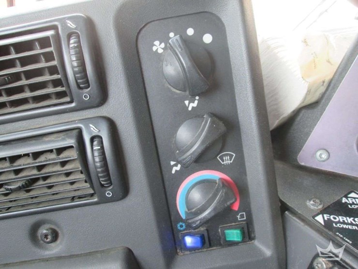 2016-mack-mru613-image-20
