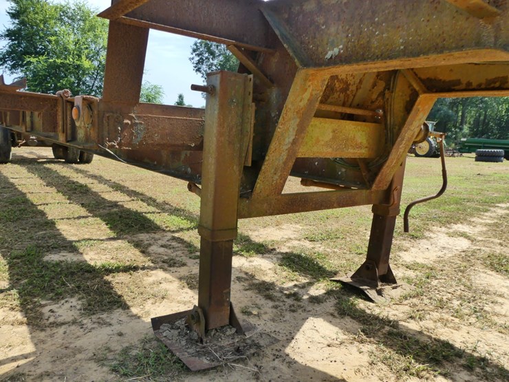 8'x42'-hay-trailer-image-9