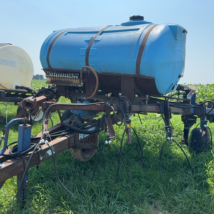 Liquid applicator