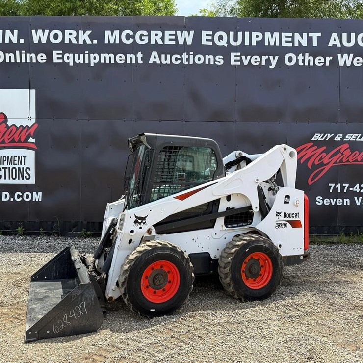 BOBCAT S740