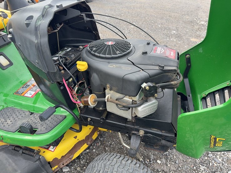 john-deere-l118-image-21