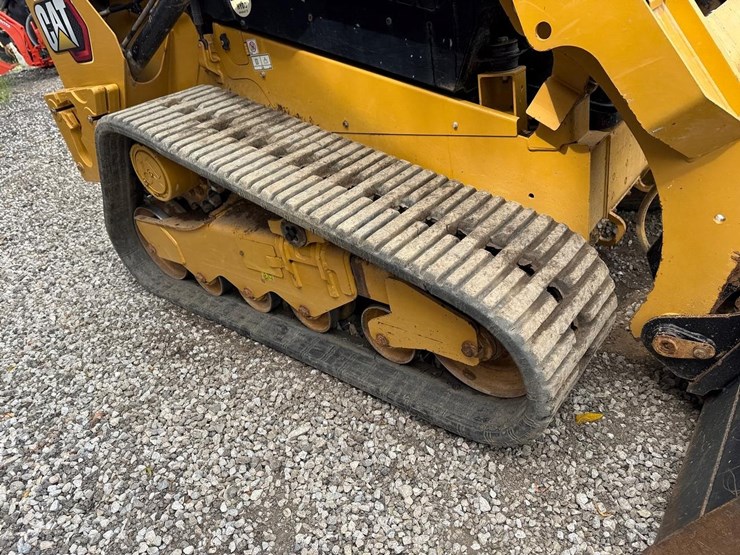 2022-caterpillar-259d3-image-23