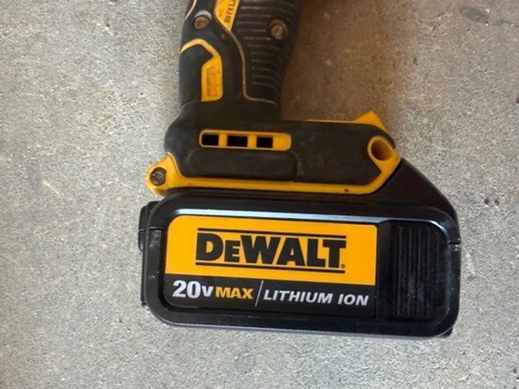 #19-•-dewalt-xr-impact-drill-image-11