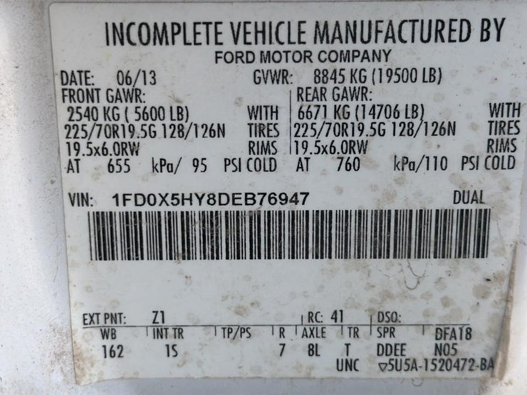 2013-ford-f550-image-9