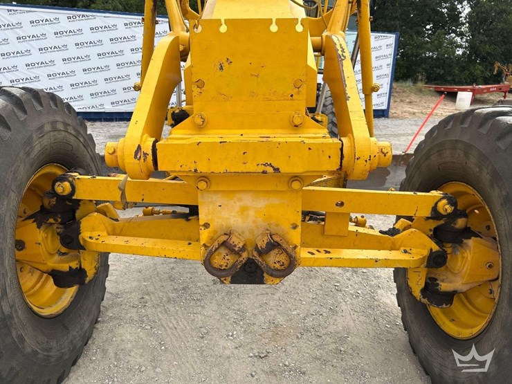 2002-caterpillar-120h-image-18