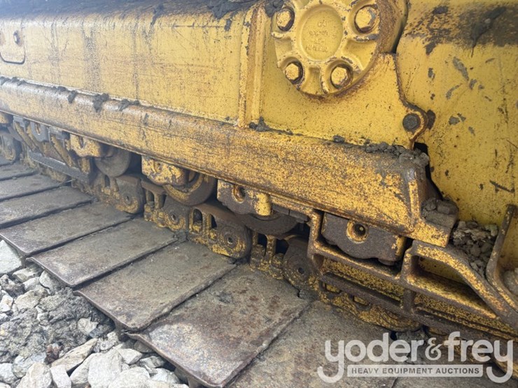 2019-caterpillar-d6k2-lgp-image-19