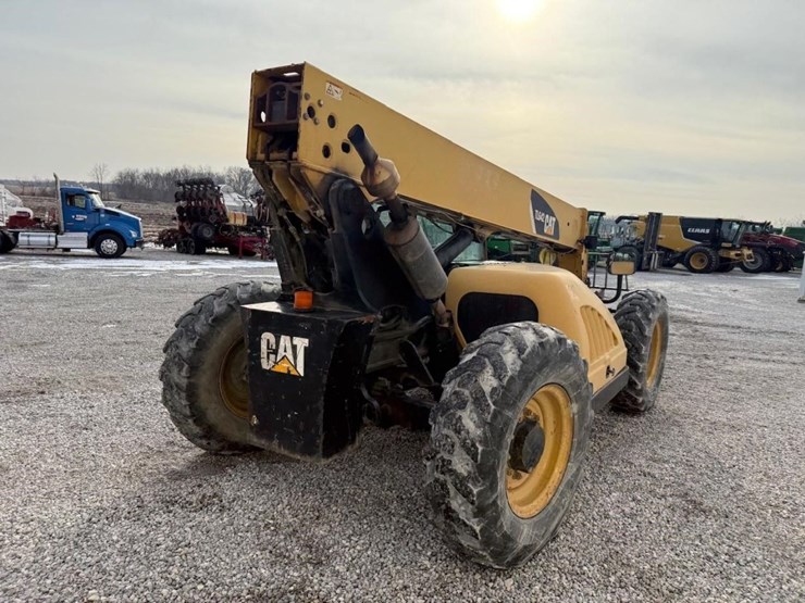 caterpillar-tl642-image-25