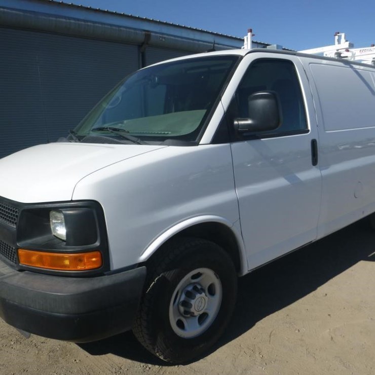 2015 CHEVROLET EXPRESS 2500