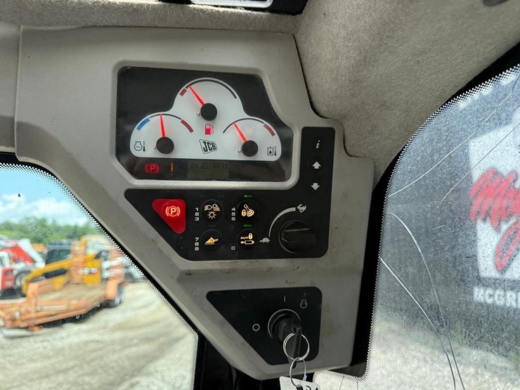 2013-jcb-190t-image-20