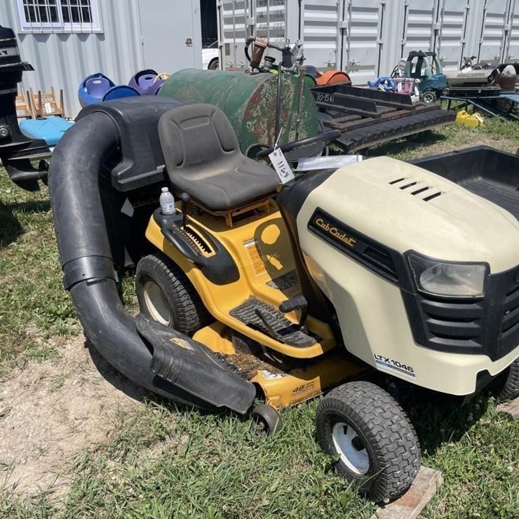 CUB CADET LTX1046