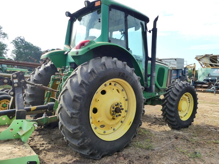 john-deere-7320-image-3