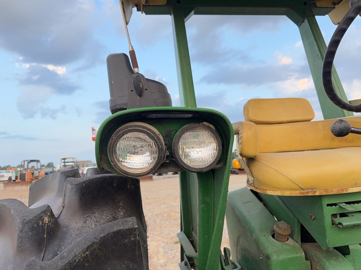 john-deere-4020-image-41