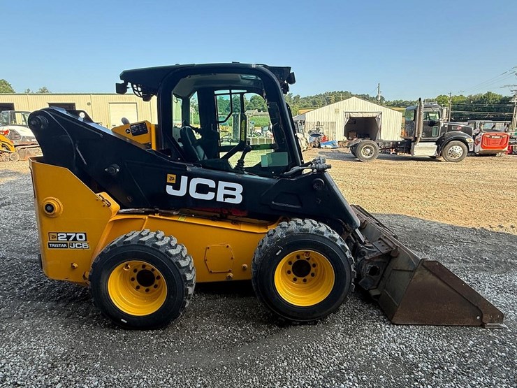 2023-jcb-270-image-5