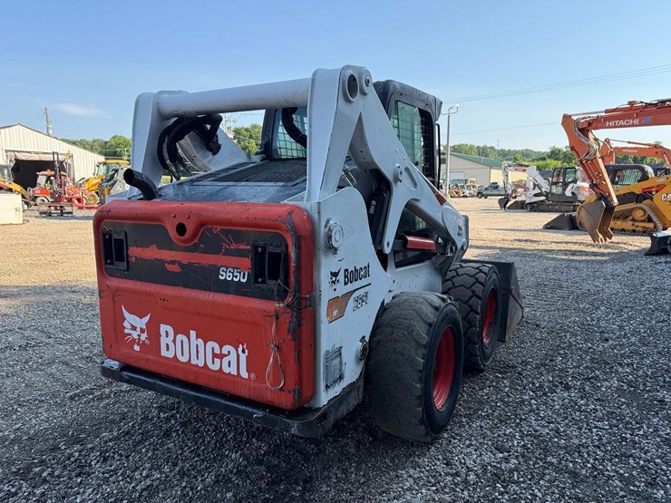 bobcat-s650-image-4