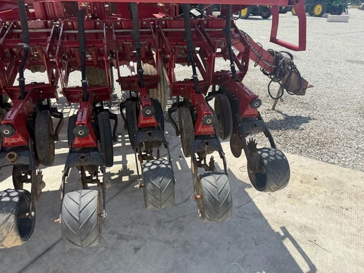 case-ih-5500-image-63