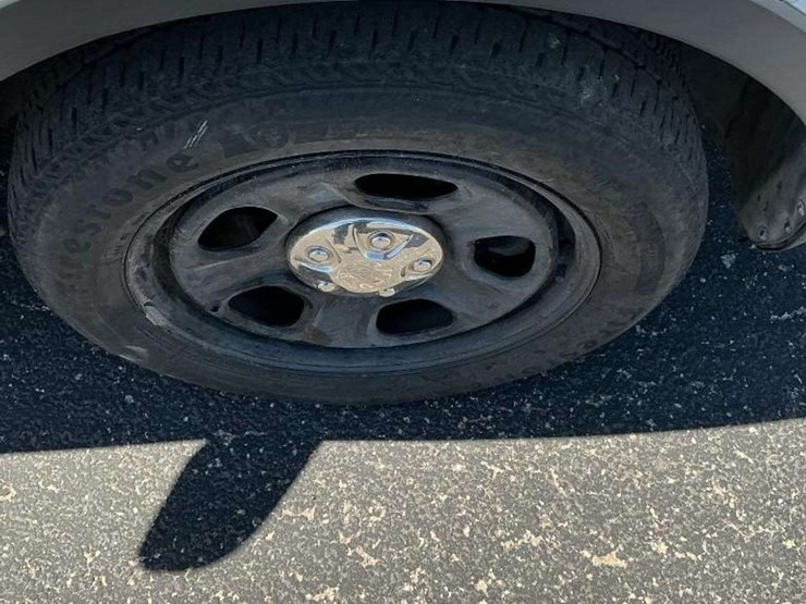 2018-ford-explorer-image-8