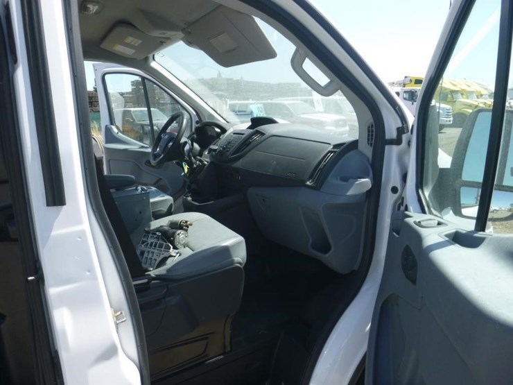 2018-ford-transit-image-6