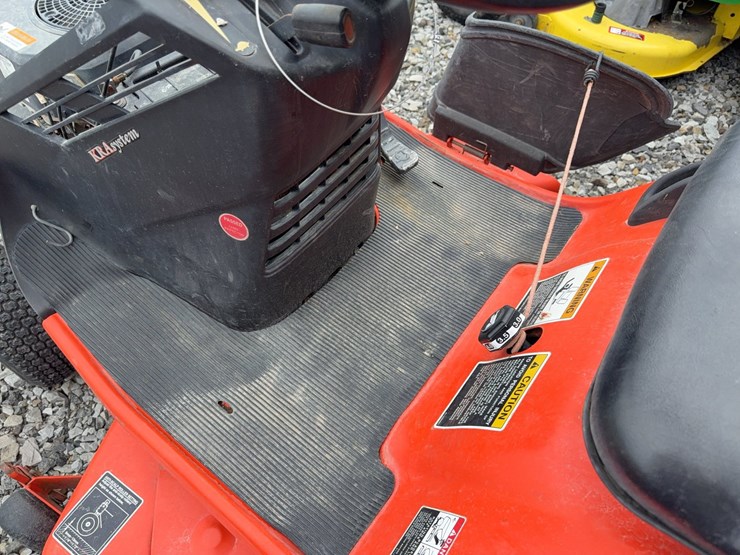 kubota-t1670-image-26