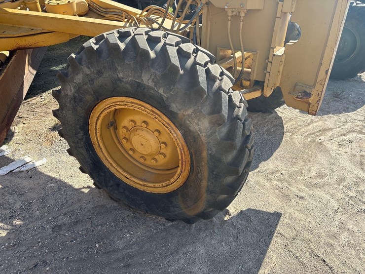 caterpillar-140g-image-14