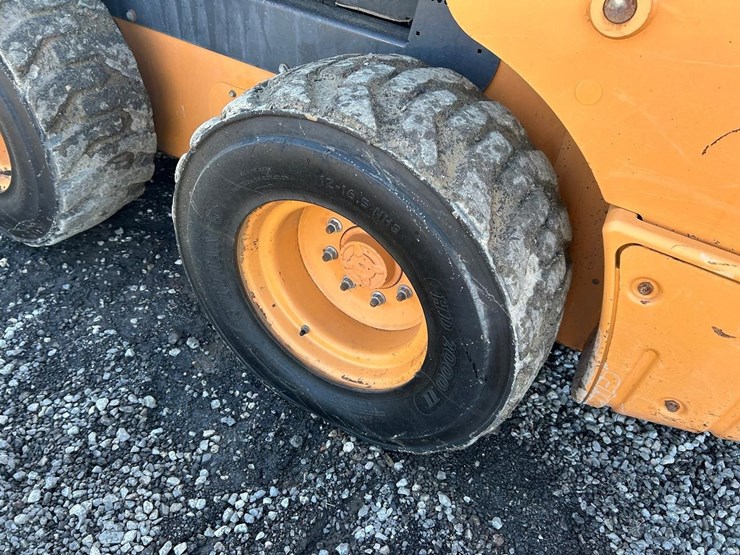 2011-case-sr200-image-15