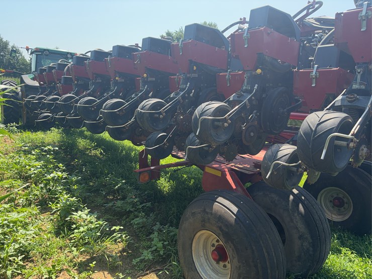 case-ih-1240-image-13