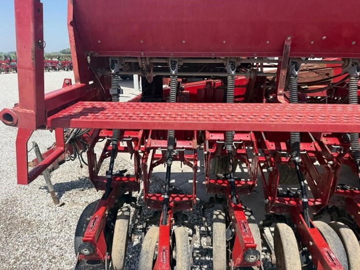 case-ih-5500-image-26