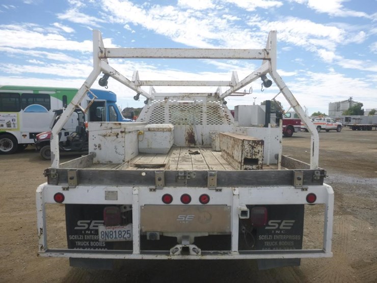 2012-ford-f550-image-6
